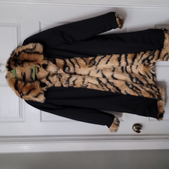 ***SOLD*** - Picture 2 of 8